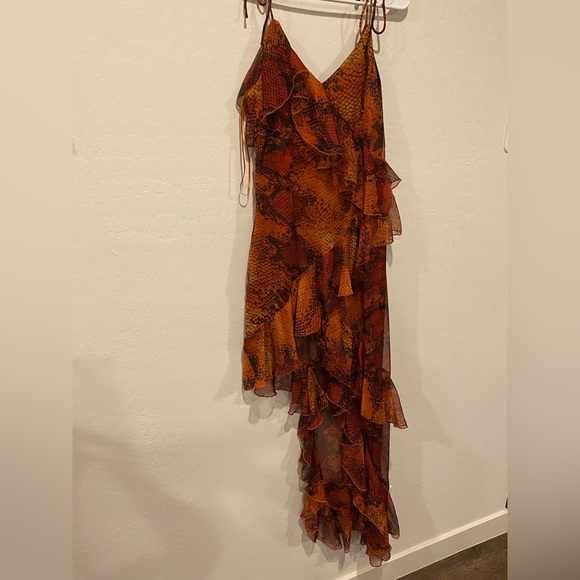 Luxxel Asymmetrical Dress - Picture 10 of 11